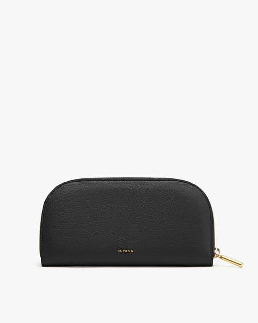 Cuyana Round Wallet