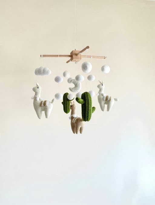 Llama babymobile, Crochet llama with trees
